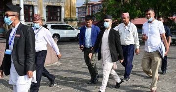 निलम्बनकै अवस्थामा अवकाश पाउँदै जबरा, महाभियाेगका सबै प्रस्तावक हारे